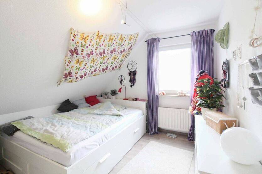 Schönes Ein- Zweifamilienhaus in Bonn-Schwarzrheindorf - Ideal für Eigennutzer und Anleger 5 zimmer
