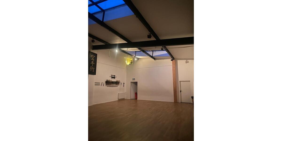 Räume für Seminare, Yoga, Meditation in Köln Zollstock zimmer