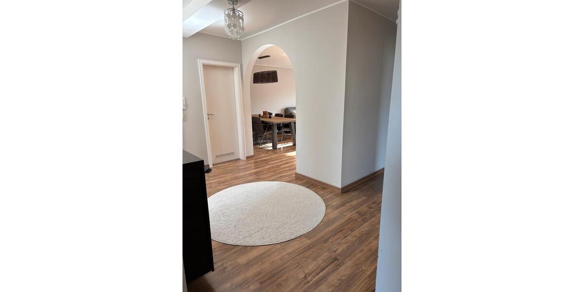 Südstadtwohnung inkl. Küche & Stellplatz 4 zimmer