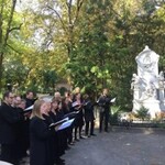 Musikalische Friedhofsführung II