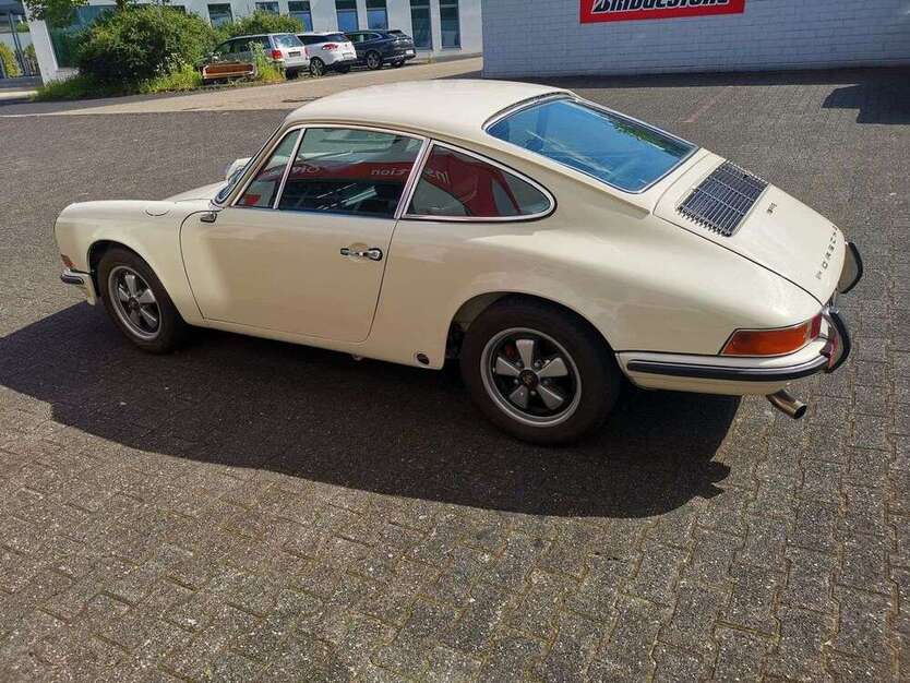 Porsche 911 199.000 km 64.900 € Sankt Augustin 53757