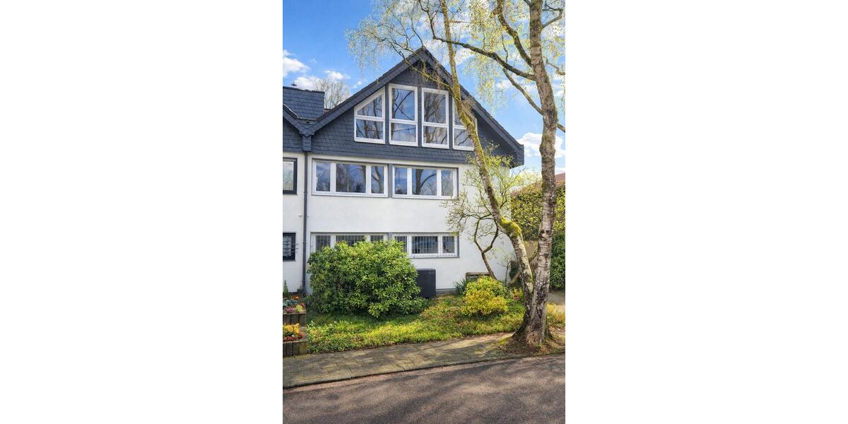 Einfamilienhaus Köln Kalk - 7 Zimmer, 250 m&sup2;, 3.100&euro; | Angebot:24774609