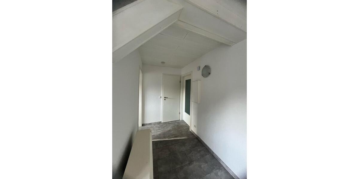 Dachgeschoßwohnung Bad Neuenahr-Ahrweiler Ahrweiler - 2 Zimmer, 52 m&sup2;, 430&euro; | Angebot:25893797