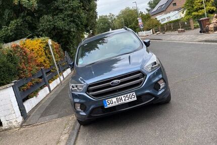 Ford Kuga 71.946 km 16.990 € Swisttal 53913