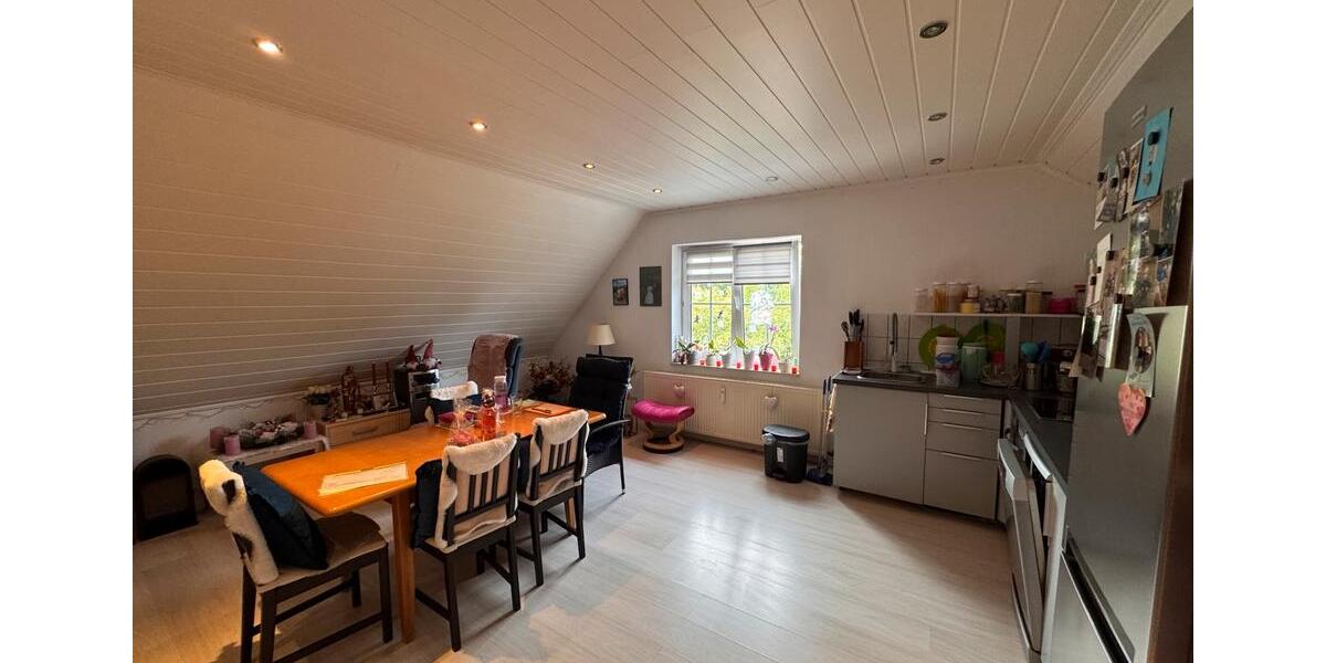 Dachgeschoßwohnung Hürth - 2 Zimmer, 59 m&sup2;, 229.000&euro; | Angebot:26511047