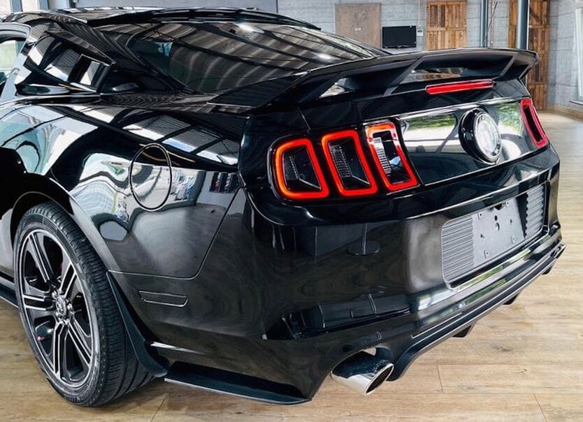 Ford Mustang 115.000 km 26.000 € Bonn 53125