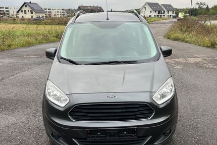 Ford Tourneo Courier 133.000 km 5.800 € Köln/Poll 51105
