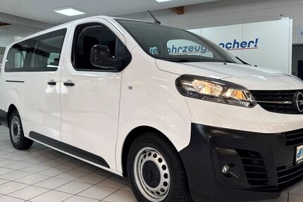Opel Vivaro 82.000 km 21.988 € Rheinbach 53359