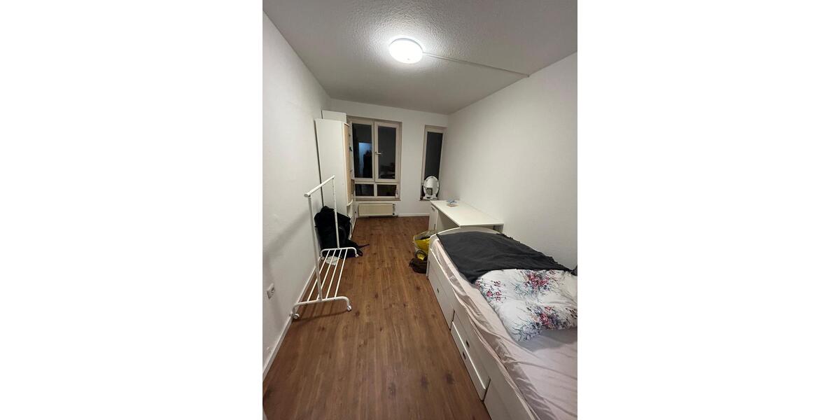 Etagenwohnung Bonn Gronau - 1 Zimmer, 8 m&sup2;, 295&euro; | Angebot:24572499
