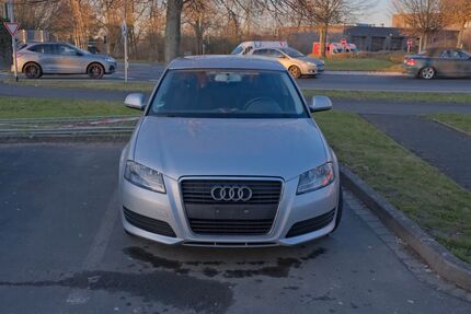 Audi A3 95.000 km 8.400 &euro; Königswinter 53639