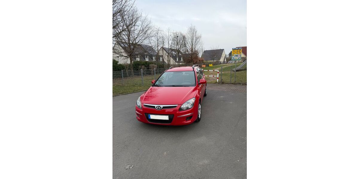 Hyundai i30 122.310 km 4.290 &euro; Bonn 53123
