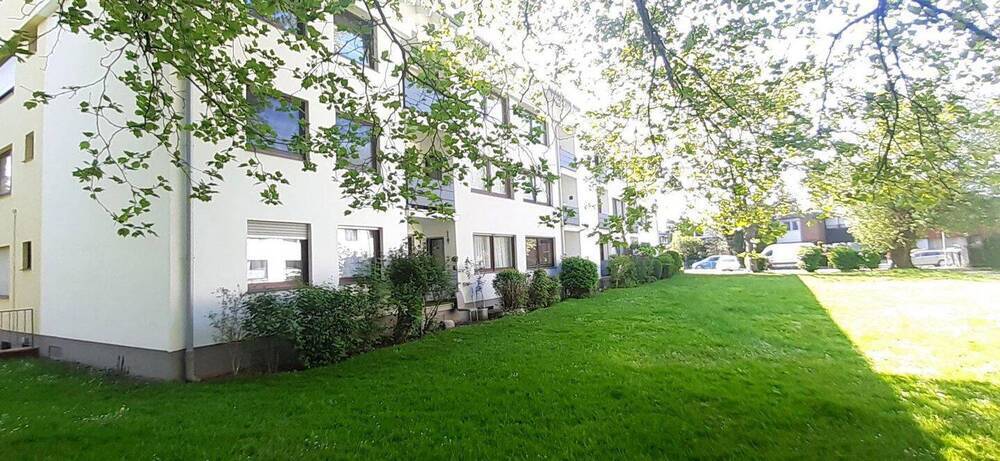 Grüne Oase mit Loggia im Erdgeschoss 80 qm 4 Zimmer unvermietet provisionsfrei
