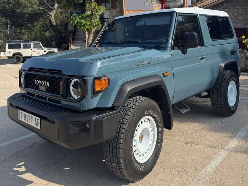 Land Cruiser