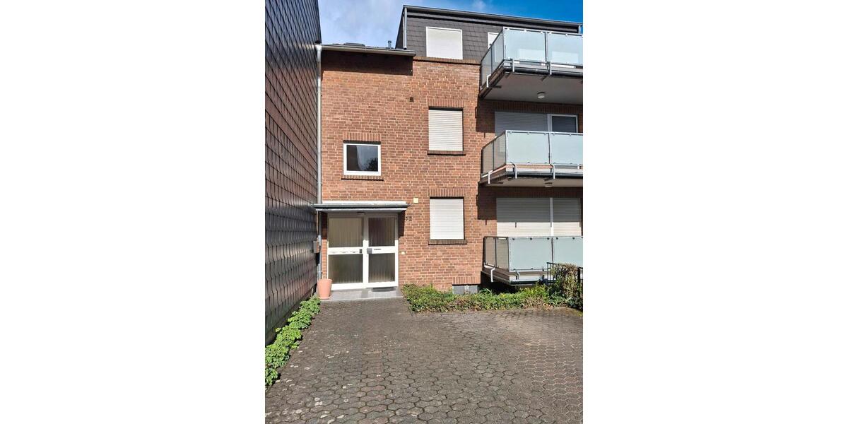 Erdgeschoßwohnung Hürth - 3 Zimmer, 98 m&sup2;, 1.350&euro; | Angebot:26465560