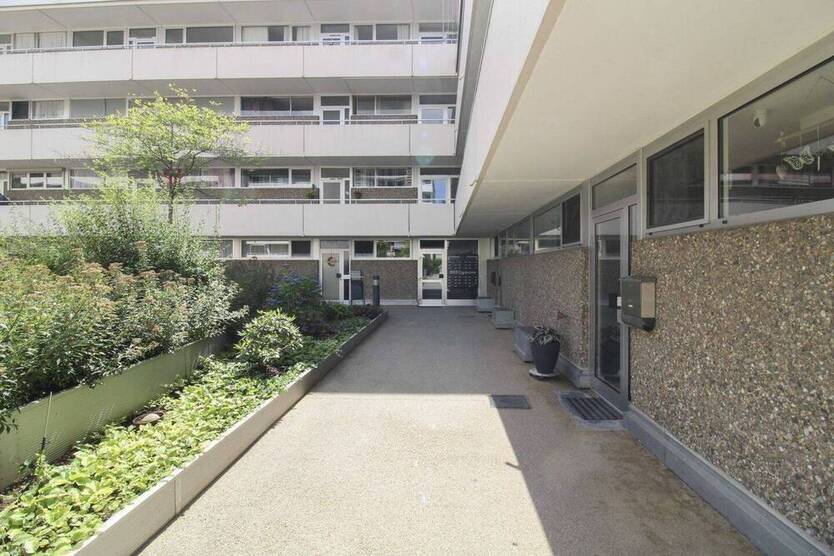 Ideale Gelegenheit: 4-Zimmer-Eigentumswohnung mit Küche, Balkon und TG-Stellplatz in Kerpen-Türnich