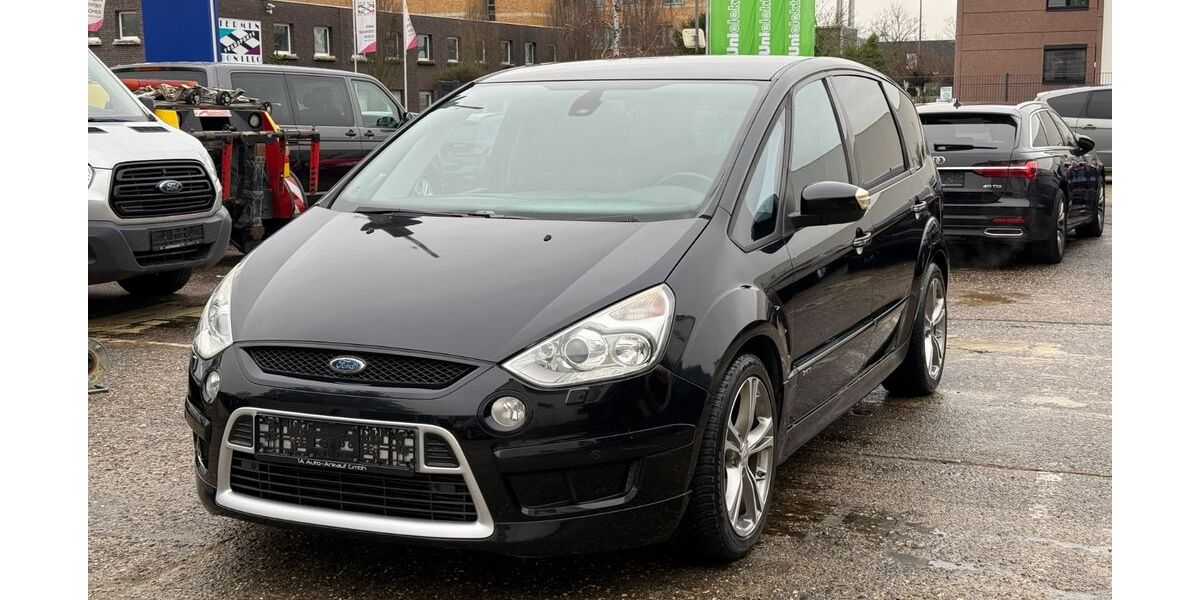 Ford S-Max 196.600 km 8.900 &euro; Köln 51105