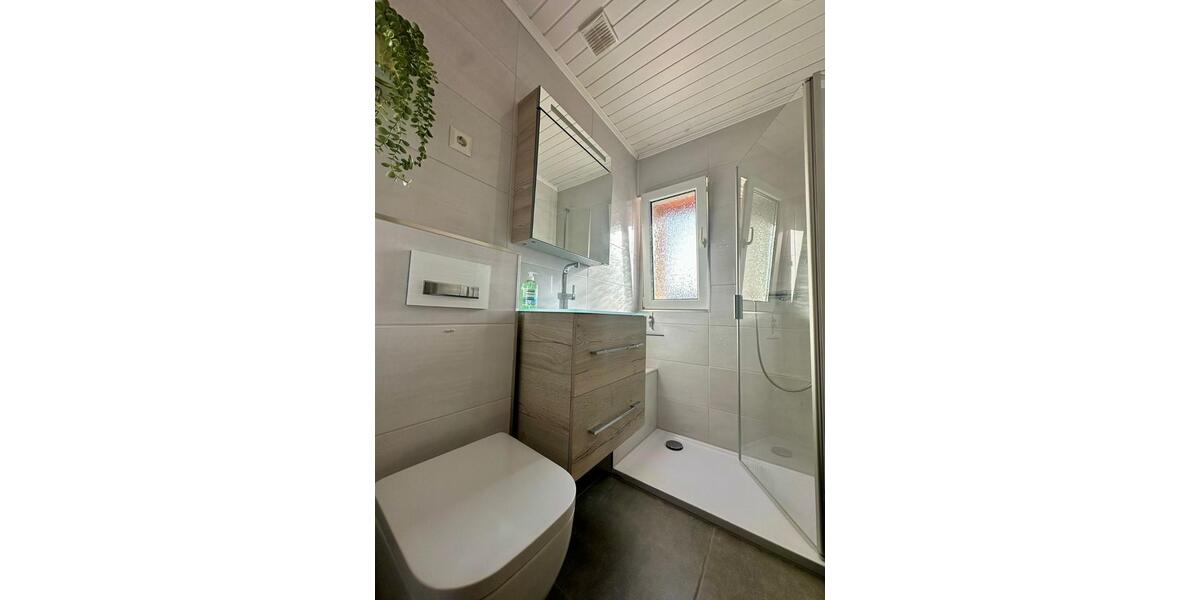 Etagenwohnung Troisdorf Bergheim - 3 Zimmer, 87 m&sup2;, 125&euro; | Angebot:23511560