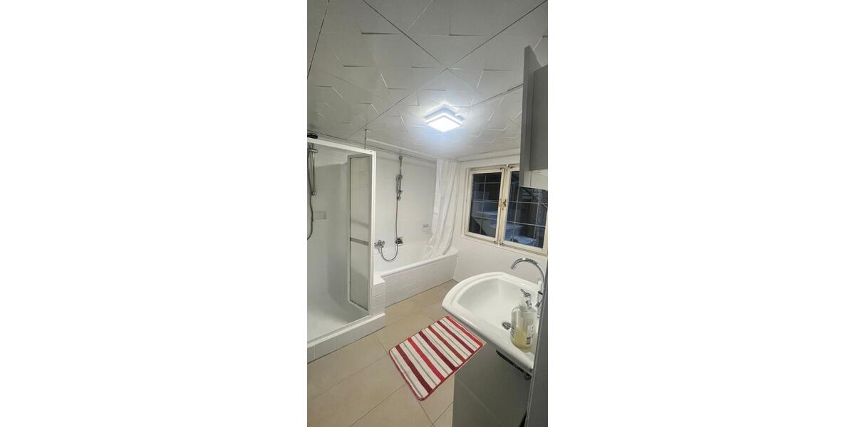 Einfamilienhaus Bonn Beuel-Mitte - 5 Zimmer, 120 m&sup2;, 3.500&euro; | Angebot:25545211