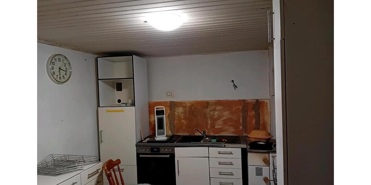 Einfamilienhaus Hennef (Sieg) - 7 Zimmer, 130 m&sup2;, 155.000&euro; | Angebot:24733420