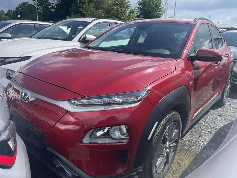 Hyundai KONA 19.753 km 15.500 € Eitorf 53783