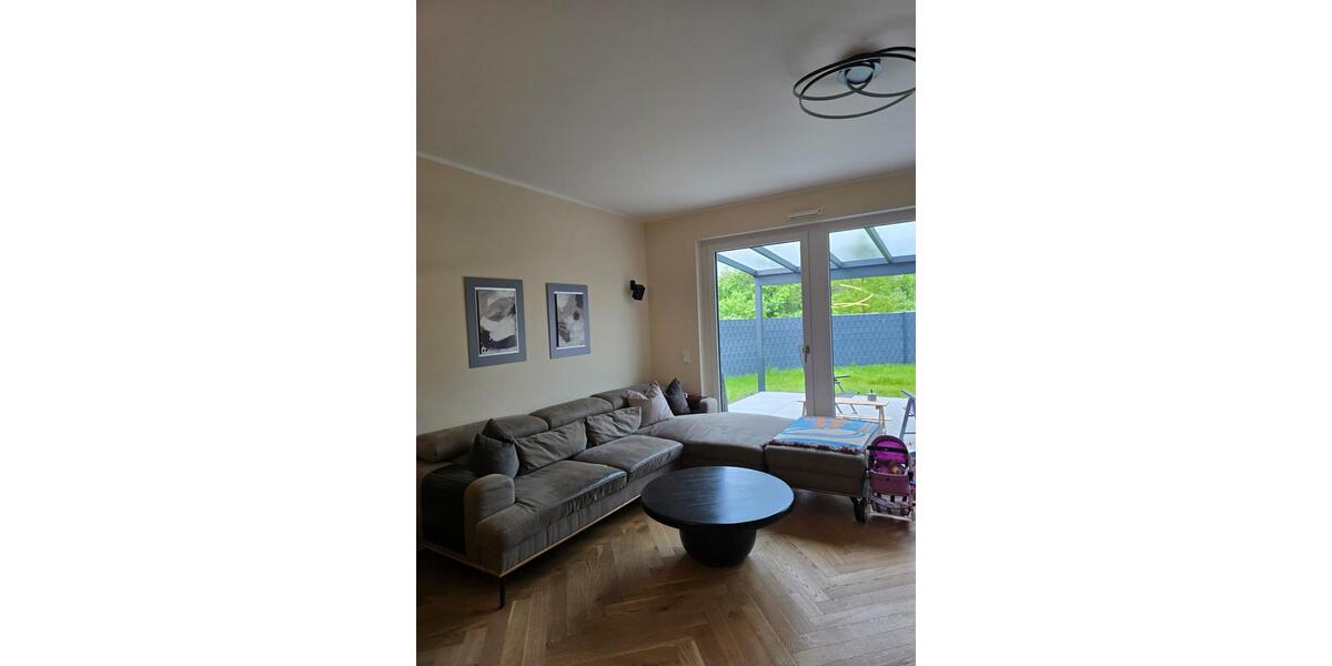 Reihenhaus Köln Porz - 5 Zimmer, 143 m&sup2;, 2.600&euro; | Angebot:26449177