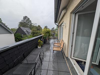 PENTHOUSE FLAIR MIT SONNIGEM SÜDBALKON - Etagenwohnung Bergisch Gladbach Frankenforst | Angebot:26768717