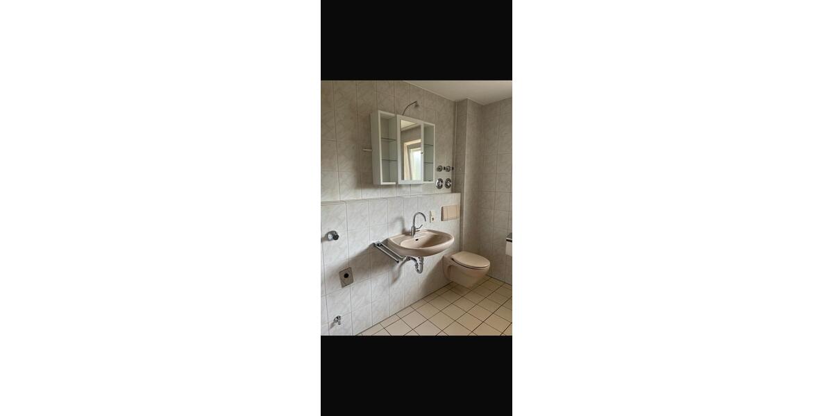 Etagenwohnung Bad Neuenahr-Ahrweiler Ahrweiler - 2 Zimmer, 84 m&sup2;, 840&euro; | Angebot:27612815