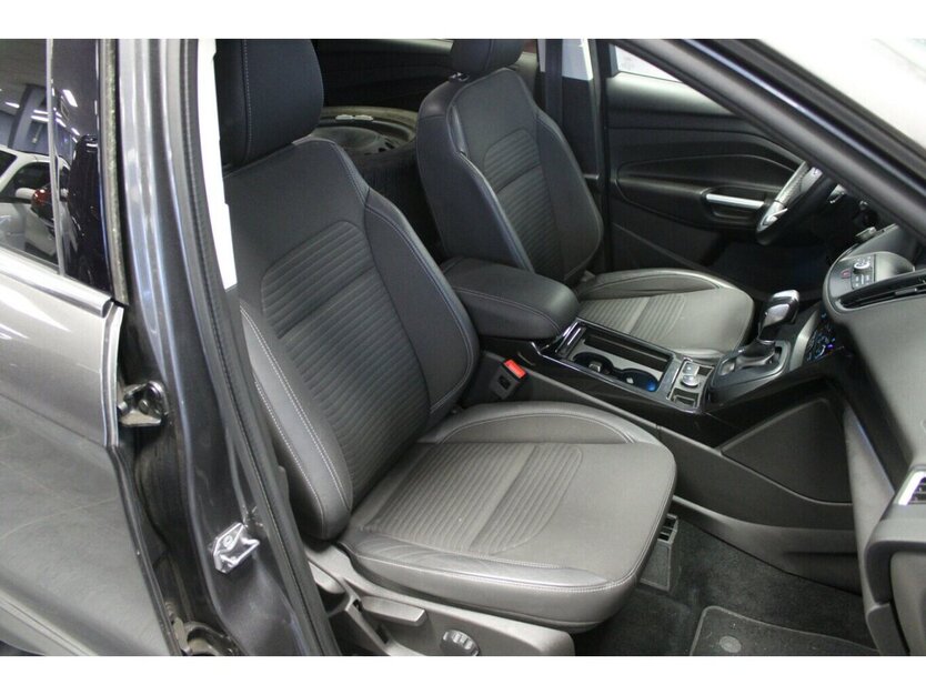 Ford Kuga 1.5 EcoBoost 4x4 Aut. Titanium 97.755 km 15.980 € Euskirchen 53881