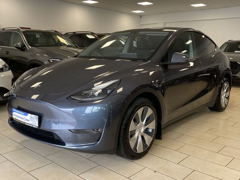 Tesla Model Y 34.472 km 35.400 € Bonn 53227