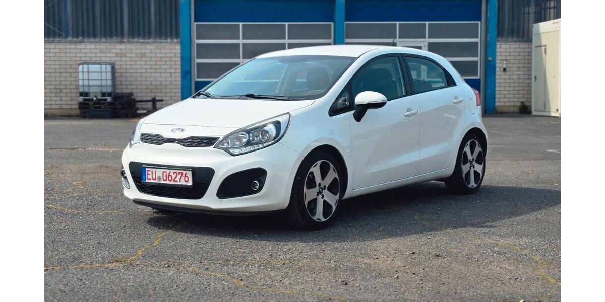 Kia Rio 38.000 km 7.200 &euro; Euskirchen 53879