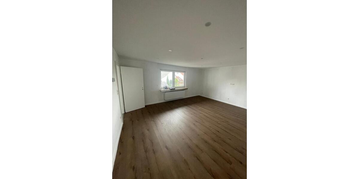 Etagenwohnung Rheinbach - 2 Zimmer, 105 m&sup2;, 1.050&euro; | Angebot:25721955