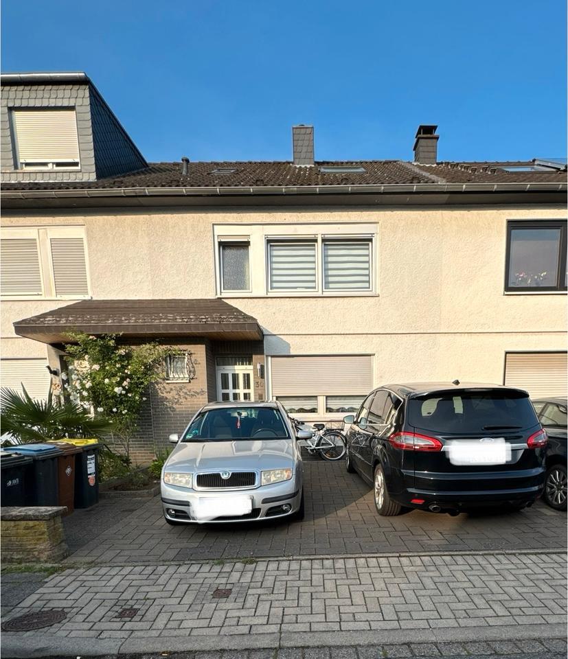 Köln Porz-Eil: Kernsaniertes Reihenhaus für Familien