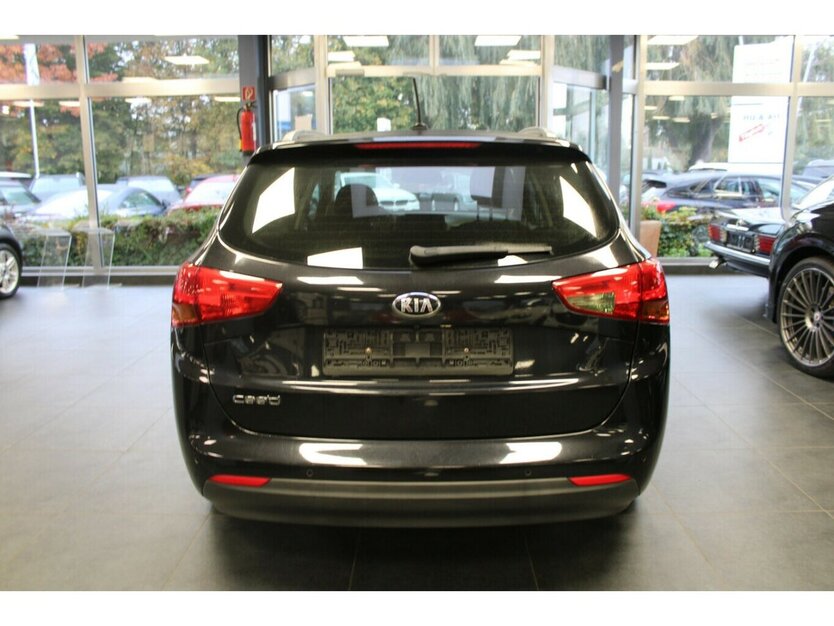 Kia ceed 1.4 CVVT SW Dream Team Edition 137.261 km 6.980 € Euskirchen 53881