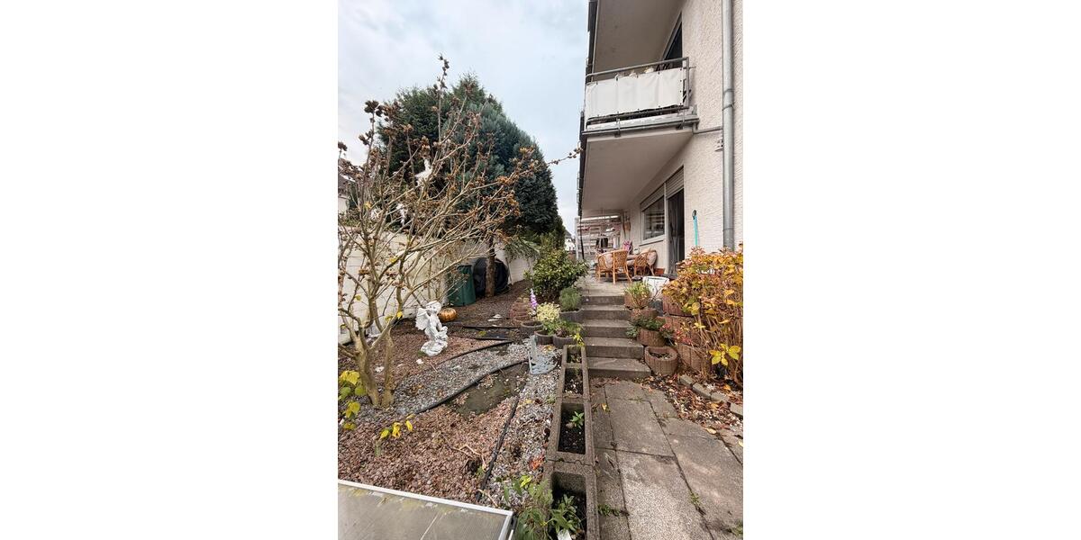 Terrassenwohnung Siegburg - 1 Zimmer, 81 m&sup2;, 315.000&euro; | Angebot:24527575