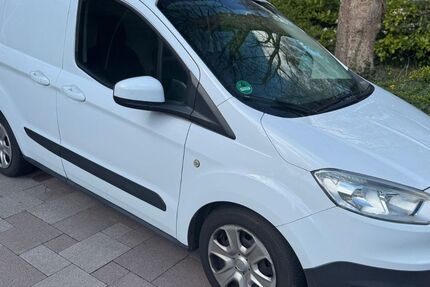 Ford Tourneo Courier 111.000 km 8.450 &euro; Köln 51107
