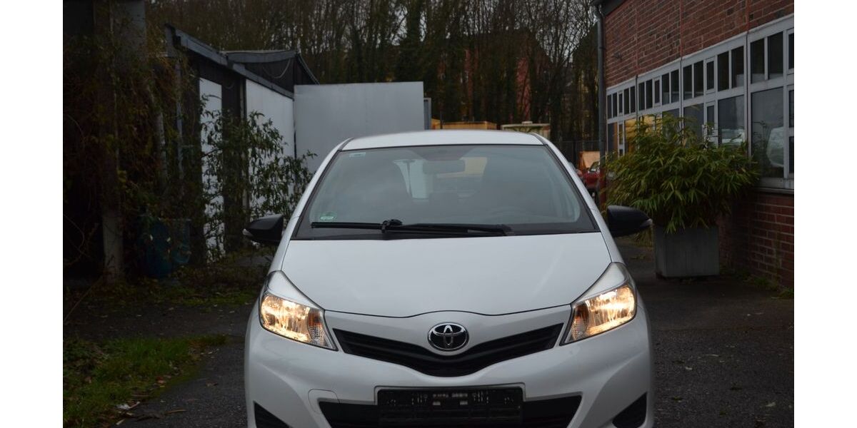 Toyota Yaris 175.000 km 4.770 &euro; köln 50969