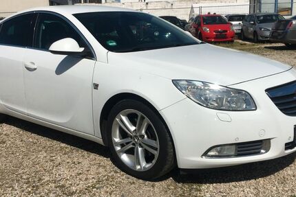 Opel Insignia 299.000 km 2.299 &euro; Bonn 53227