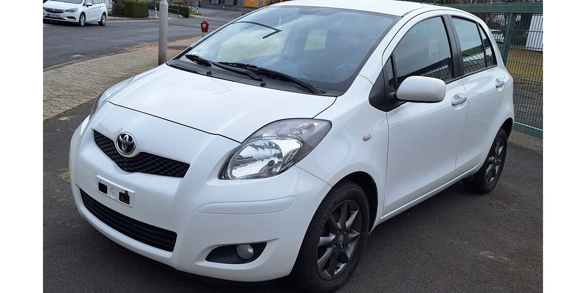 Toyota Yaris 128.058 km 4.150 &euro; Meckenheim 53340