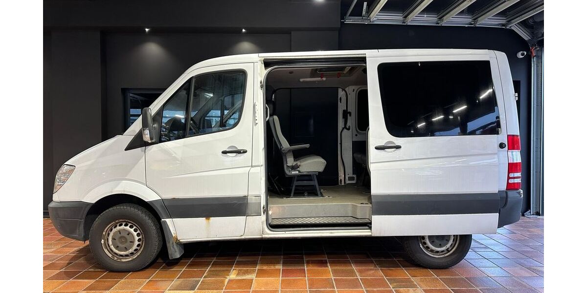 Mercedes-Benz Sprinter 199.954 km 9.900 &euro; Bonn 53177