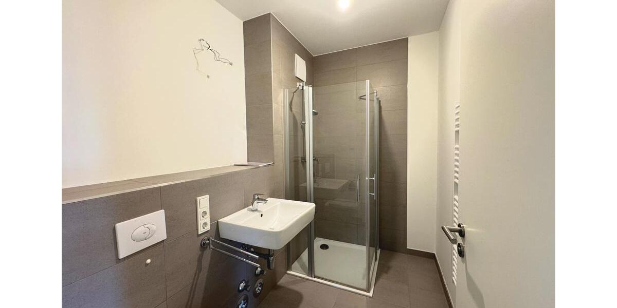 Etagenwohnung Bonn Dransdorf - 4 Zimmer, 105 m&sup2;, 1.425&euro; | Angebot:25548130