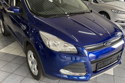 Ford Kuga 94.408 km 12.190 € Kerpen 50169