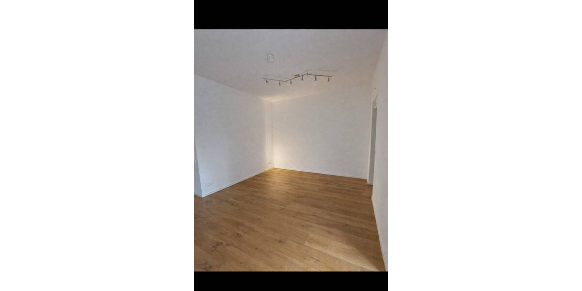 Etagenwohnung Bonn Plittersdorf - 3 Zimmer, 63 m&sup2;, 1.070&euro; | Angebot:26807649