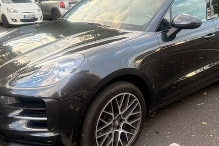Porsche Macan 108.500 km 49.600 &euro; Köln-Ensen 51149