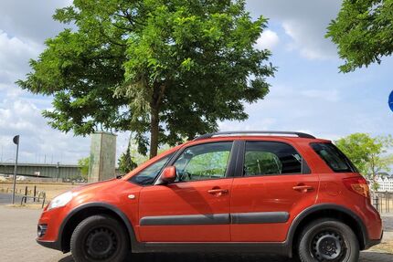 Suzuki SX4 70.050 km 8.500 &euro; Köln 50679
