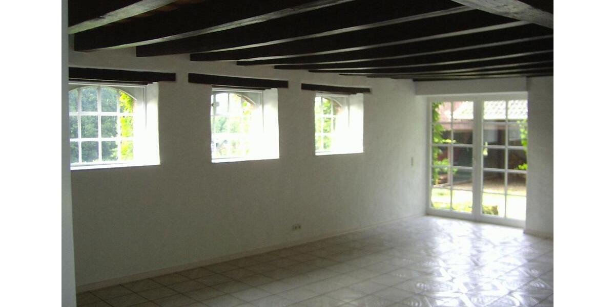 Einfamilienhaus Much - 4 Zimmer, 210 m&sup2;, 1.700&euro; | Angebot:25789631