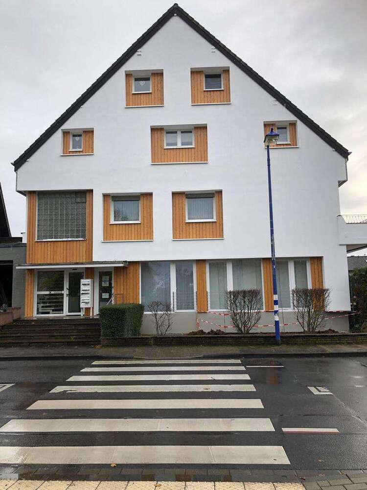Wohnung zum Mieten in Troisdorf 900 € 105 m²