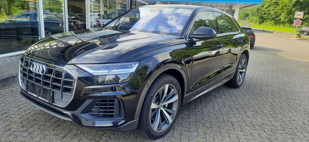 Audi Q8 158.370 km 41.980 € Unkel 53572