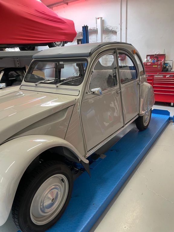 2 CV