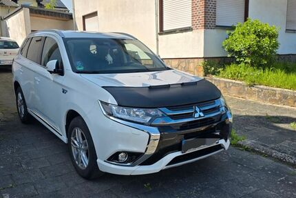 Mitsubishi Plug-in Hybrid Outlander 40.000 km 18.500 &euro; Grafschaft 53501