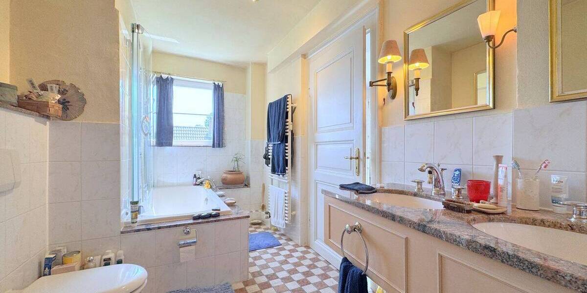 Gewerbeobjekt Bonn Mehlem - 1 Zimmer, 120 m&sup2;, 3.499.000&euro; | Angebot:26117625